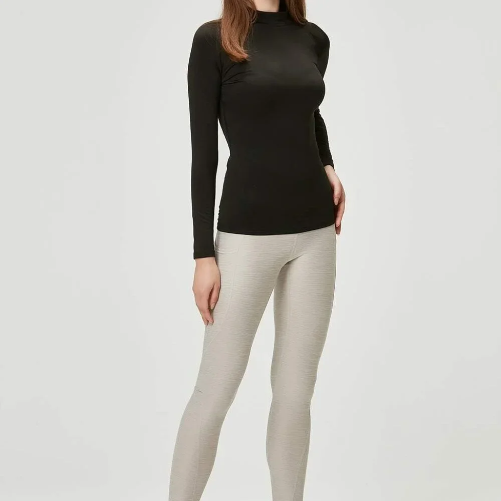 X-Large Women's Long Sleeve Thermal Tops - 2 Pack, Stylish Turtle Neck Design